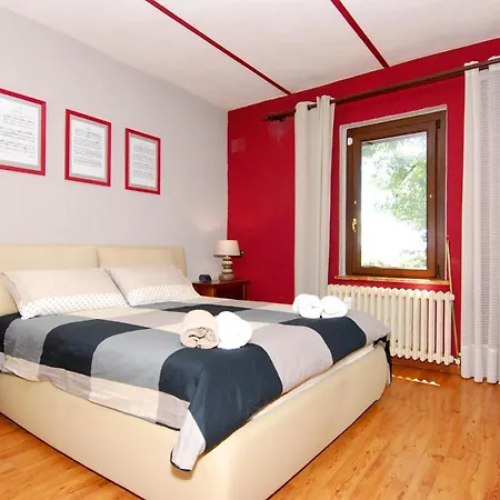 Casale Degli Artisti Flat With Garden&parking Appartamento Pila (Umbria)