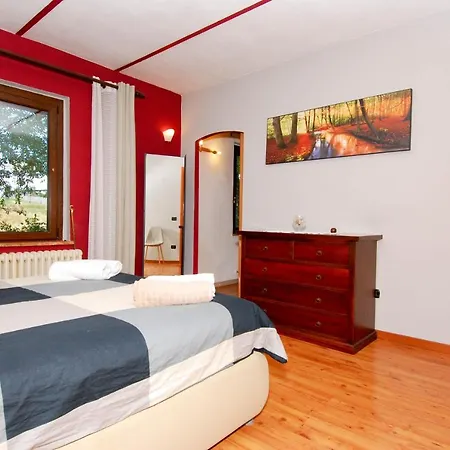Casale Degli Artisti Flat With Garden&parking Appartamento *